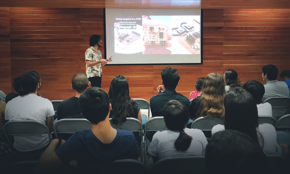 Rodrigo Gamboa de FabLab Yucatán