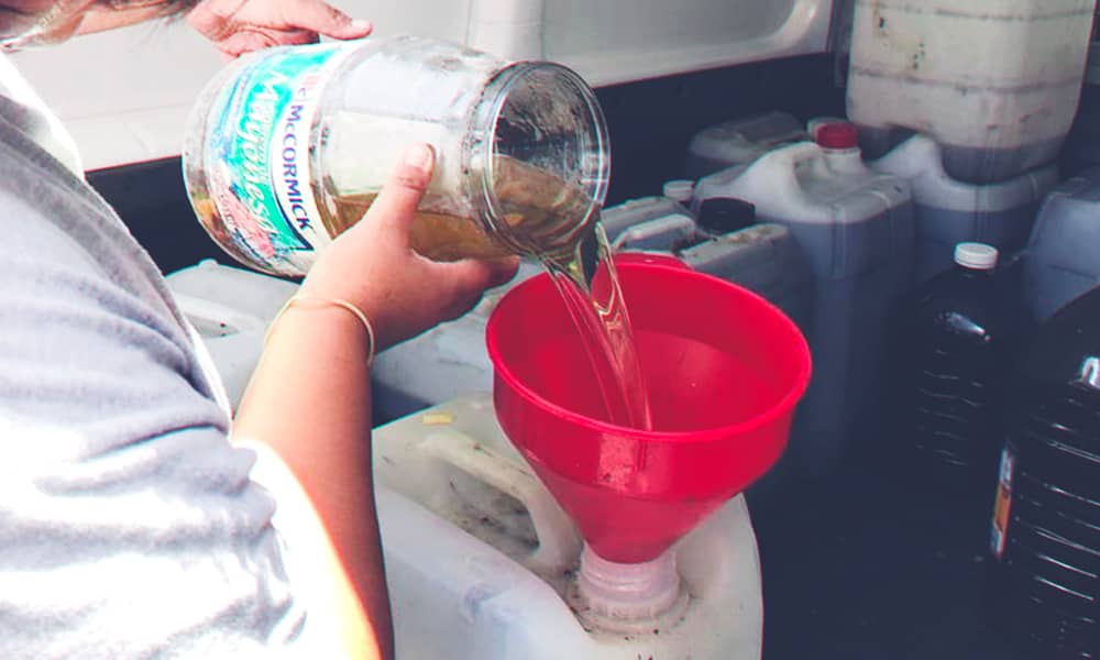 Recolección de aceite en bidones