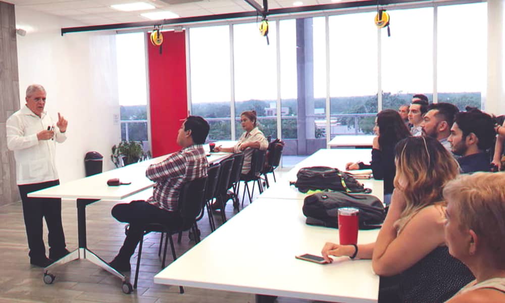 Plática para emprendedores y empresarios